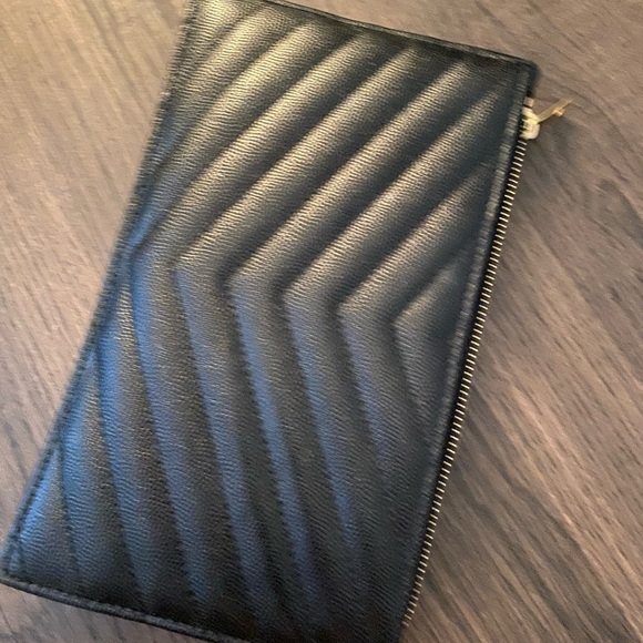 Saint Laurent Sleek Black Box - Picture 9 of 9